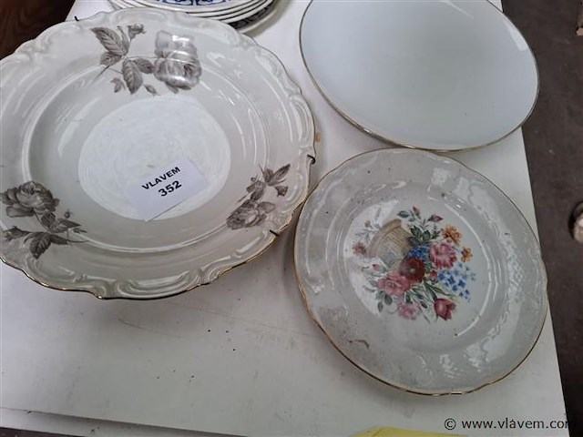 Antieke schalen - afbeelding 1 van  3
