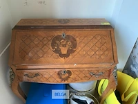 Antieke secretaire