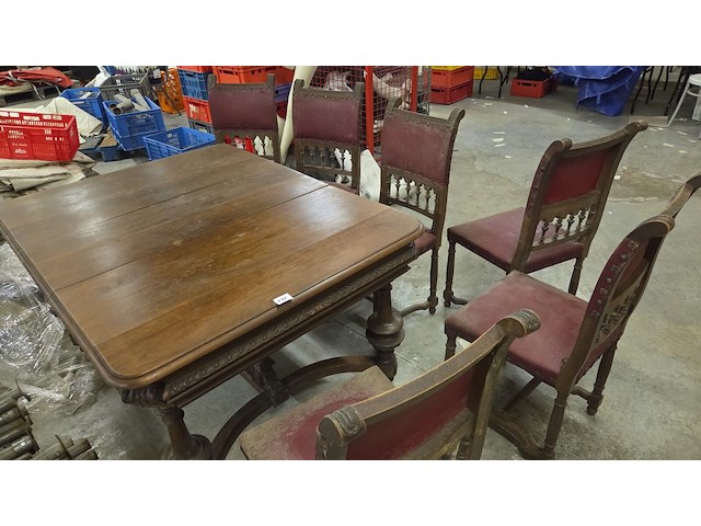 Antieke tafel met stoelen - afbeelding 2 van  4