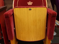 Antieke theaterstoel - afbeelding 1 van  8