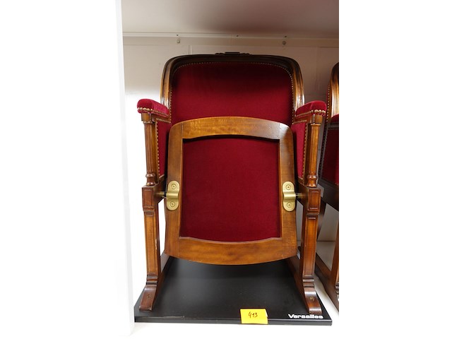 Antieke theaterstoel - afbeelding 1 van  7