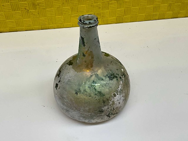 Antieke uienfles - afbeelding 4 van  6