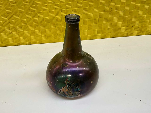 Antieke uienfles - afbeelding 2 van  7
