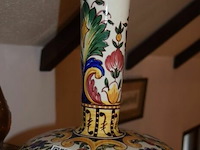 Antieke vaas met koperen koffiepotje - afbeelding 2 van  3