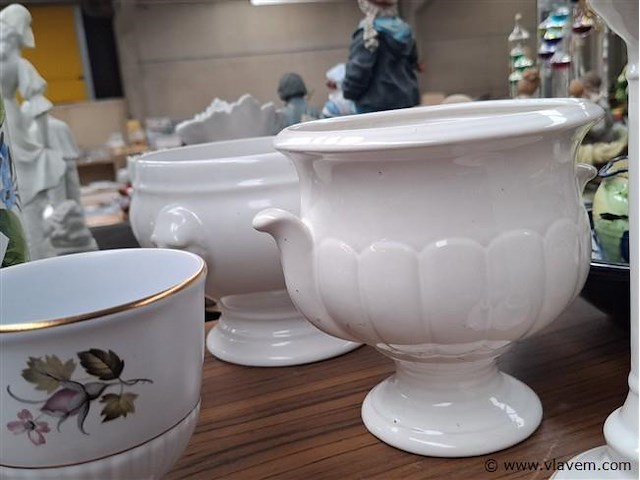 Antieke vaasjes - afbeelding 2 van  4