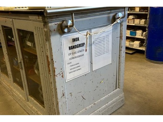 Antieke vitrine toonbank/toog - afbeelding 3 van  10