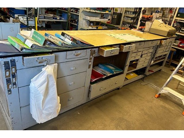 Antieke vitrine toonbank/toog - afbeelding 8 van  10