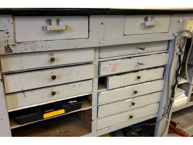 Antieke vitrine toonbank/toog - afbeelding 9 van  10