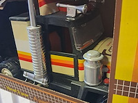 Antieke vrachtwagen in doos jaren 1970 metaal en plastiek - afbeelding 2 van  6