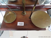 Antieke weegschaal - afbeelding 2 van  3