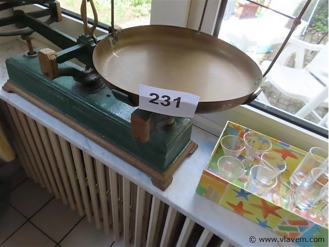 Antieke weegschaal - afbeelding 3 van  3