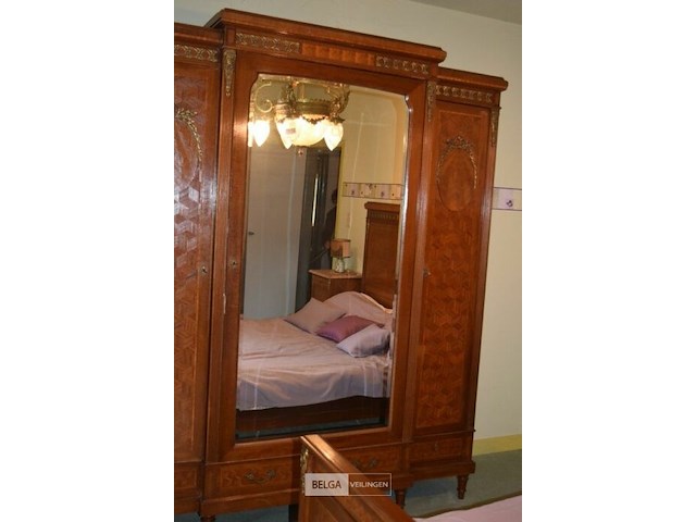 Antieken 2 persoons slaapkamer franse stijl - afbeelding 4 van  10