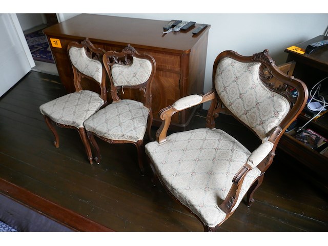 Antieken bank & fauteuils & stoelen in een klassieke rococo stijl - afbeelding 4 van  4