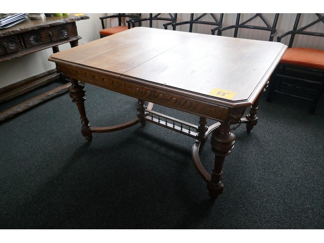 Antieken bureautafel in mechelse renaissancestijl - afbeelding 1 van  4