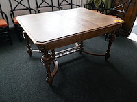 Antieken bureautafel in mechelse renaissancestijl - afbeelding 2 van  4