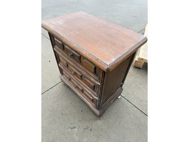 Antieken bureautafel + vintage salontafel - afbeelding 13 van  13