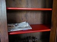 Antieken frans keukenbuffet in eik met houtsnijwerk - afbeelding 5 van  6