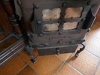 Antieken gietijzeren kachel - afbeelding 5 van  5