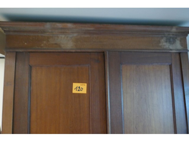 Antieken kast en vintage kast - afbeelding 1 van  3