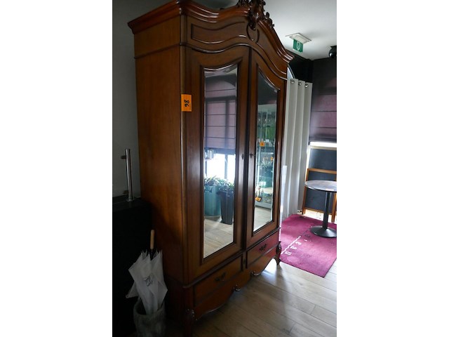 Antieken kast louis xv - afbeelding 1 van  5
