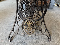 Antieken singer-machine - afbeelding 4 van  4