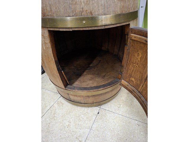 Antieken ton (bar) - afbeelding 2 van  2