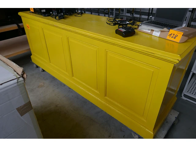 Antieken toonbank, gele kleur - afbeelding 2 van  4