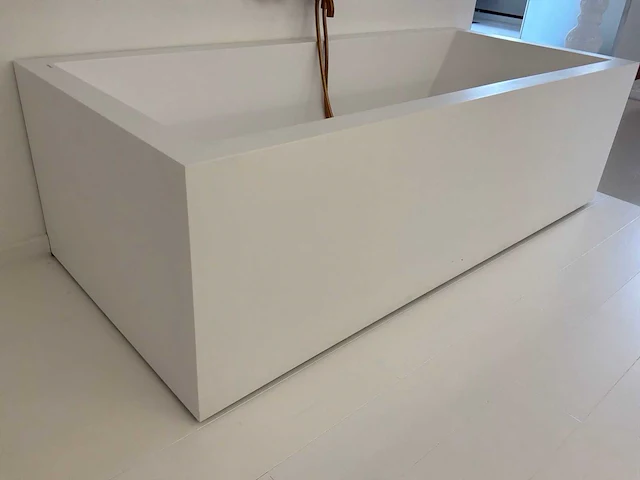 Antioniolupi corian design bad - afbeelding 6 van  10