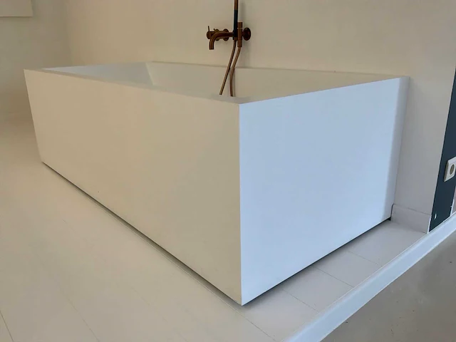 Antioniolupi corian design bad - afbeelding 10 van  10