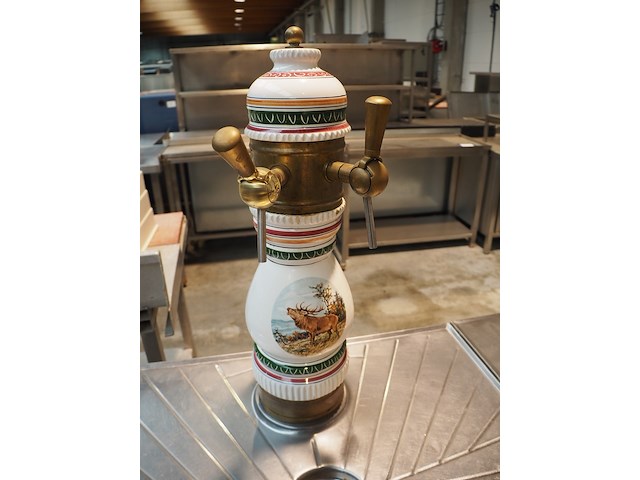 Antoine - afbeelding 8 van  13