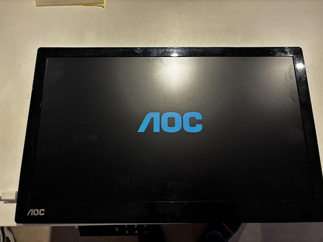 Aoc draagbare monitor - afbeelding 1 van  2