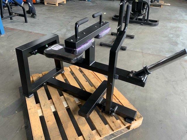 Ap calf raise bench krachtstation - afbeelding 4 van  4