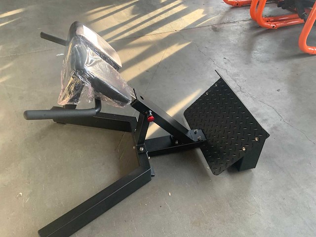Ap hyperextension bench krachtstation - afbeelding 4 van  4