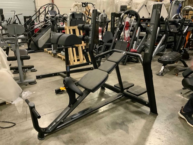 Ap incline bench press bench krachtstation - afbeelding 1 van  5