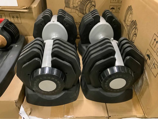 Ap verstelbare dumbbell t/n 22,5kg krachtstation - afbeelding 1 van  1
