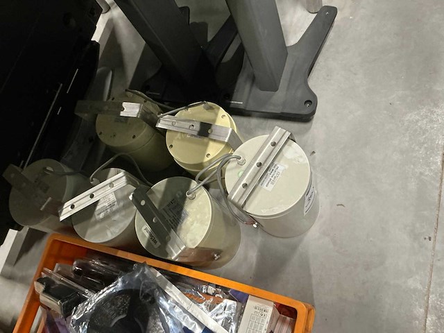 Apart 100v luidspreker (6x) - afbeelding 1 van  4