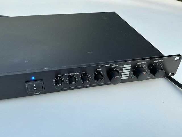 Apart mp7400mkii – professionele 2-zone pre-amp mixer – gebruikt maar werkend - afbeelding 3 van  7