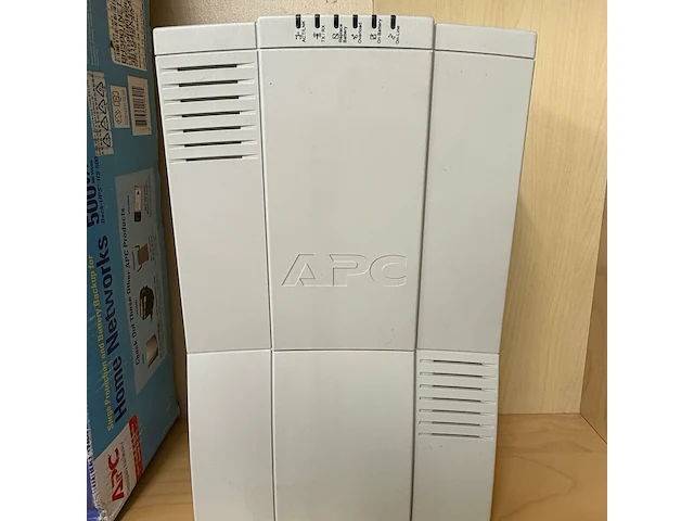 Apc back up - afbeelding 2 van  4