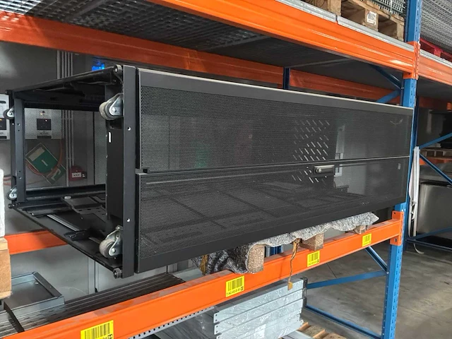 Apc patchkast - afbeelding 2 van  4