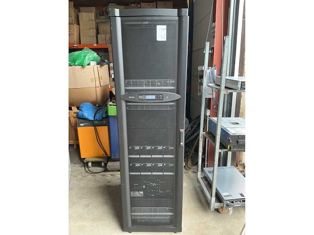 Apc symmetra px,sycf 40kh serverkast met inhoud,intiligence module,power module + 8 x batterij unit model sybtu1-plp enz - afbeelding 1 van  10