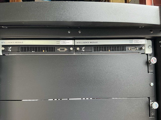 Apc symmetra px,sycf 40kh serverkast met inhoud,intiligence module,power module + 8 x batterij unit model sybtu1-plp enz - afbeelding 4 van  10