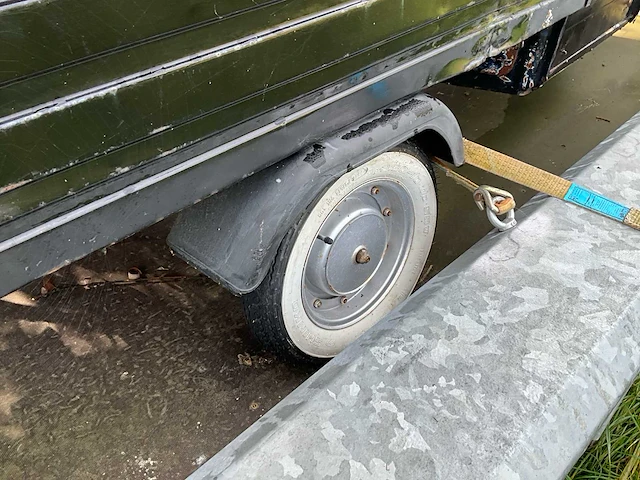 Ape foodtruck met bijhorende trailer - afbeelding 15 van  25