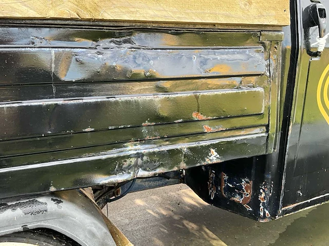 Ape foodtruck met bijhorende trailer - afbeelding 17 van  25