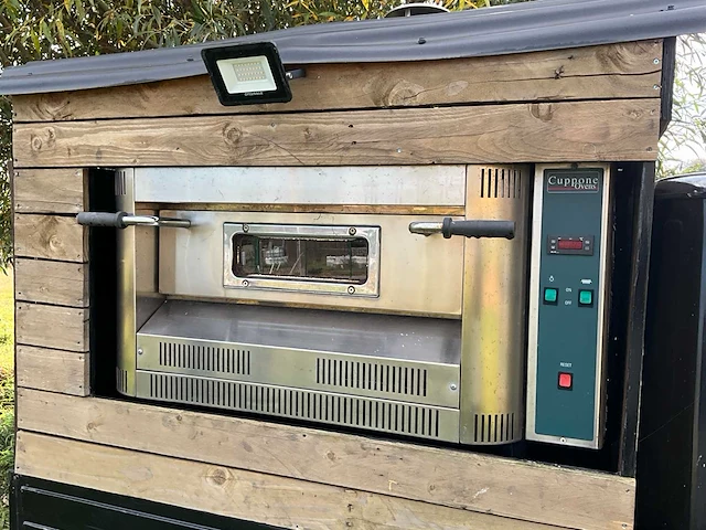 Ape foodtruck met bijhorende trailer - afbeelding 22 van  25