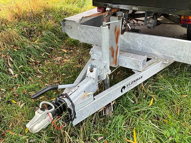 Ape foodtruck met bijhorende trailer - afbeelding 3 van  25