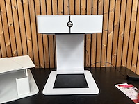 Apic studio - afbeelding 2 van  6
