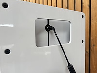 Apic studio - afbeelding 6 van  6