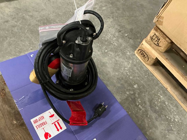 App sv-250a dompelpomp - afbeelding 3 van  4