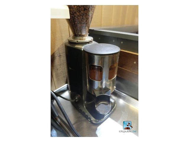 Apparaat met koffiemolen - afbeelding 4 van  9