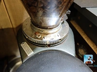 Apparaat met koffiemolen - afbeelding 5 van  9